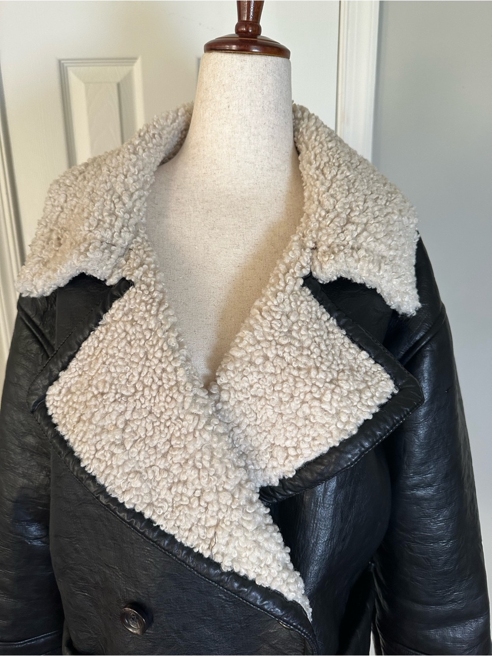 We The Free Kaja Vegan Black Faux Leather Bomber Jacket with Cream Sherpa - Picture 4 of 8